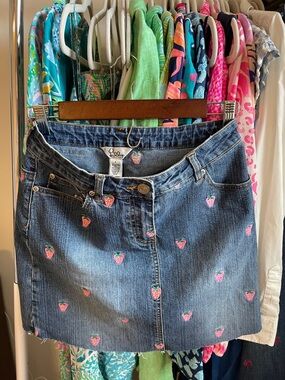 White Label Vintage Lilly Pulitzer Denim Mini Skirt with Strawberry Embroidery